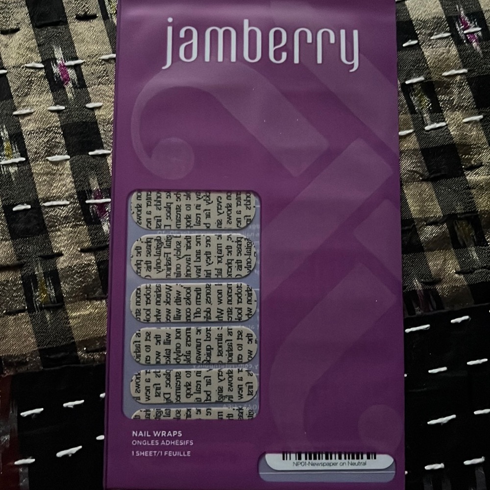 Newspaper Jamberry nail wraps